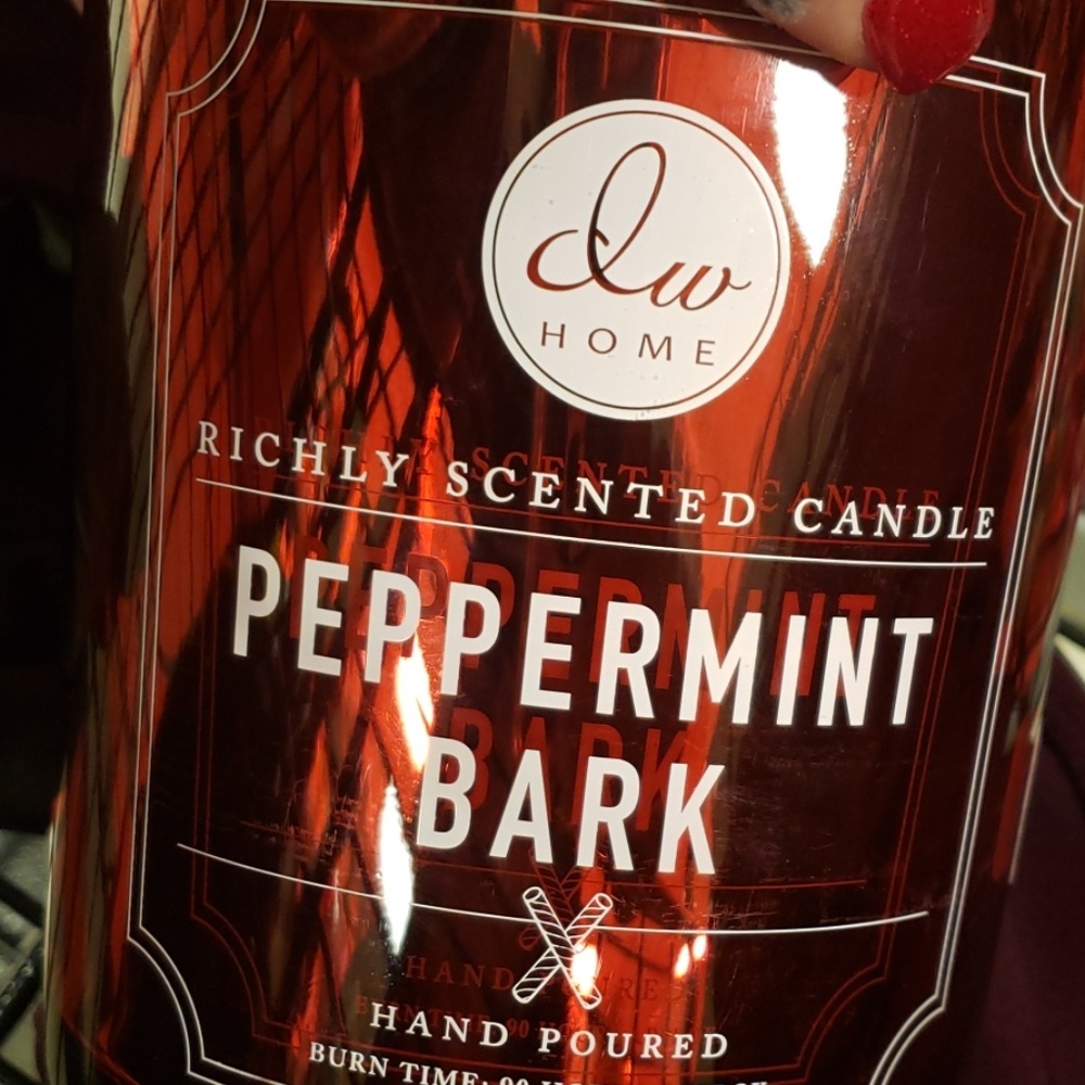 DW HOME CANDLES!